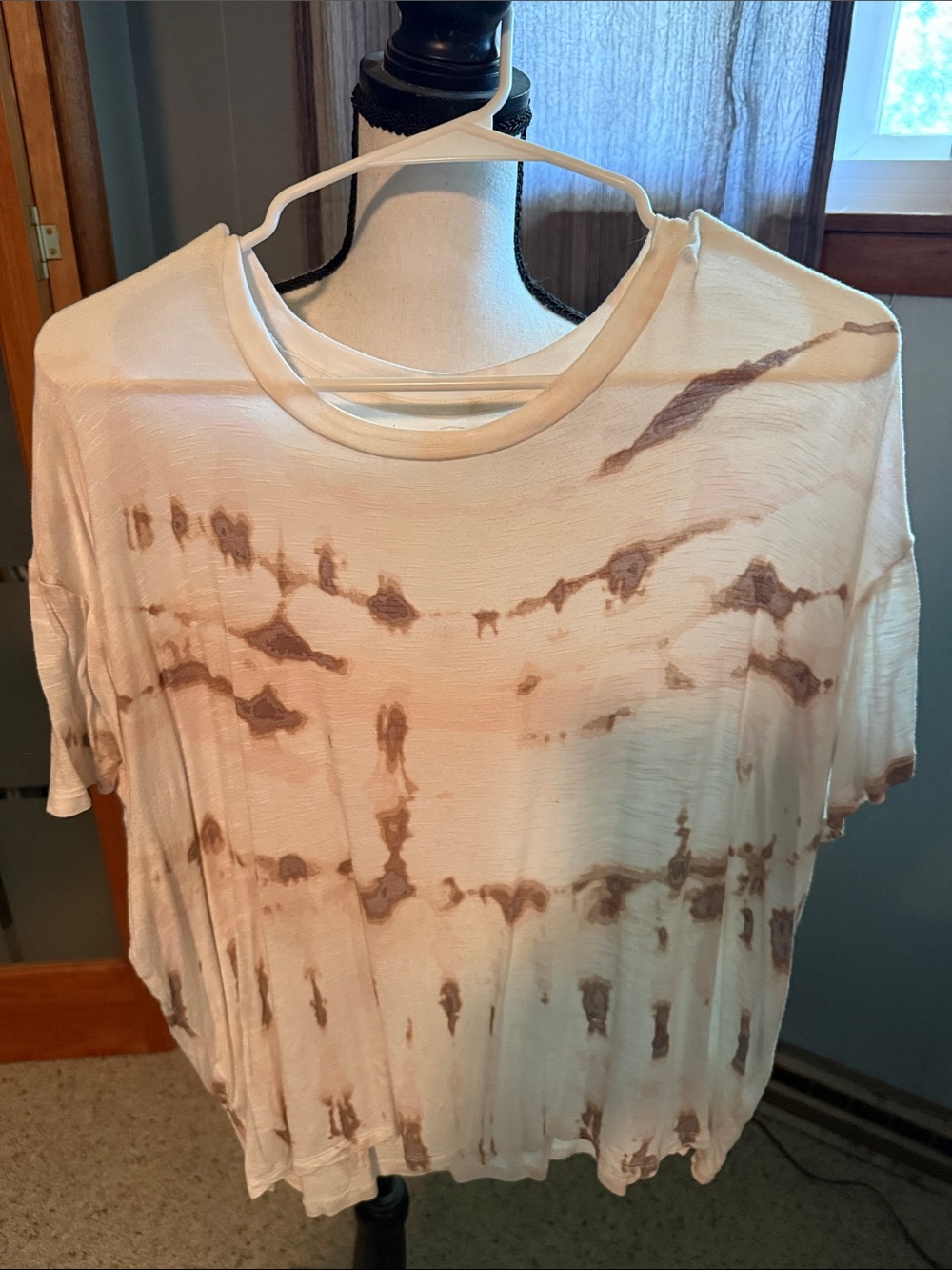 Relaxed Cream Tie-Dye Short Sleeve Tee